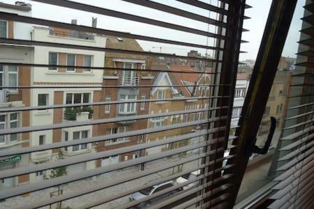 B&B La Chambre De Plume Schaerbeek Exterior photo
